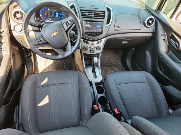 KL7CJPSB3GB668243 2016 CHEVROLET TRAX - Image 8