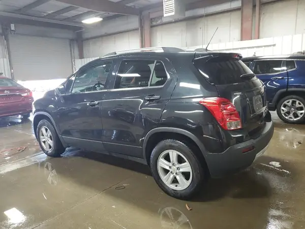 KL7CJPSB3GB743992 2016 CHEVROLET TRAX - Image 2