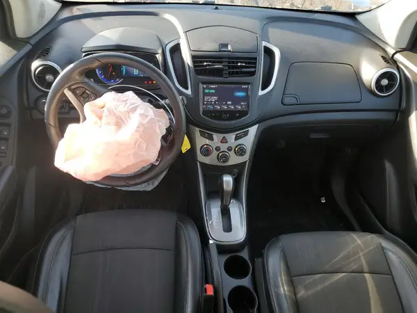 KL7CJPSB3GB758718 2016 CHEVROLET TRAX - Image 8