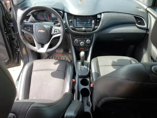 KL7CJPSB3HB104531 2017 CHEVROLET TRAX - Image 8