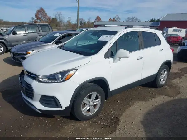 KL7CJPSB3HB112418 2017 CHEVROLET TRAX - Image 2