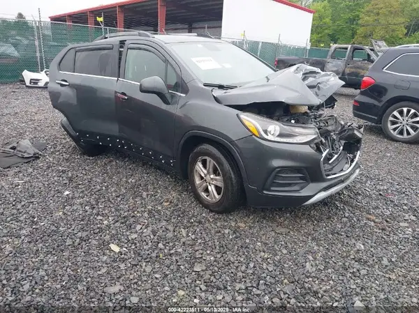 KL7CJPSB3HB156161 2017 CHEVROLET TRAX - Image 1