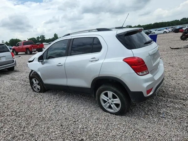KL7CJPSB3HB171050 2017 CHEVROLET TRAX - Image 2