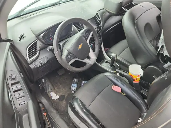 KL7CJPSB3HB171050 2017 CHEVROLET TRAX - Image 8