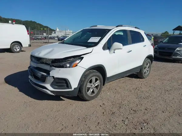 KL7CJPSB3HB179424 2017 CHEVROLET TRAX - Image 2