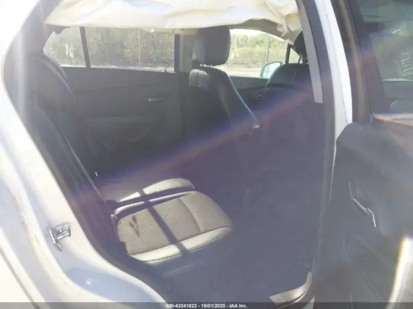 KL7CJPSB3HB179424 2017 CHEVROLET TRAX - Image 8
