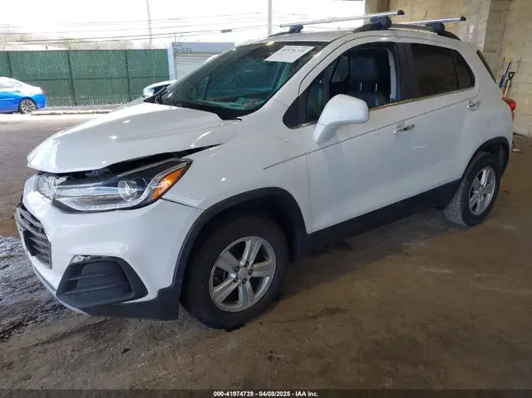 KL7CJPSB3HB209831 2017 CHEVROLET TRAX - Image 2