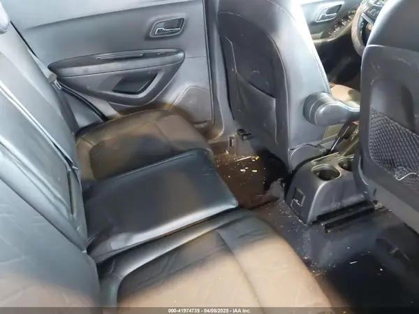 KL7CJPSB3HB209831 2017 CHEVROLET TRAX - Image 8