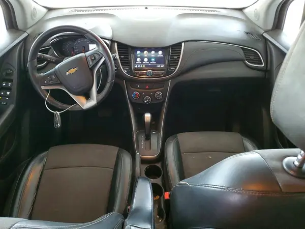 KL7CJPSB3JB577450 2018 CHEVROLET TRAX - Image 8