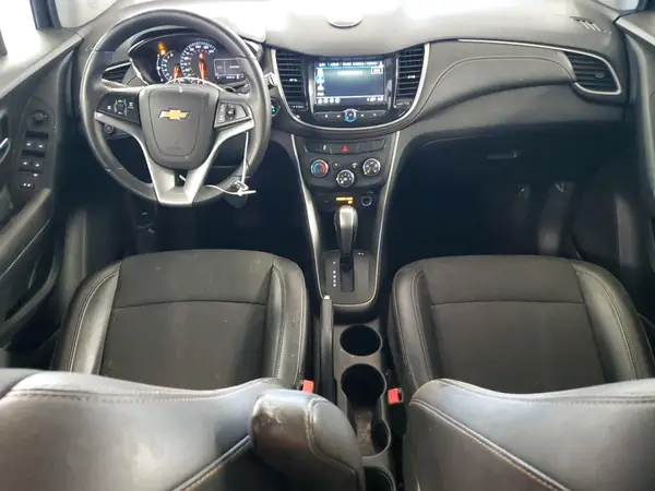 KL7CJPSB3JB592529 2018 CHEVROLET TRAX - Image 8