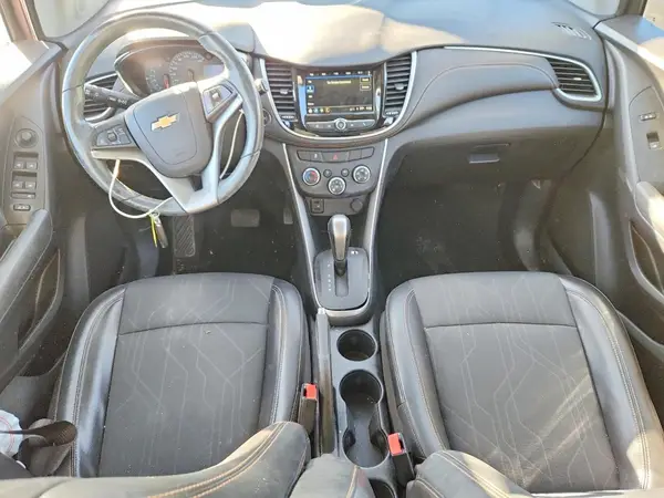 KL7CJPSB3JB599626 2018 CHEVROLET TRAX - Image 8