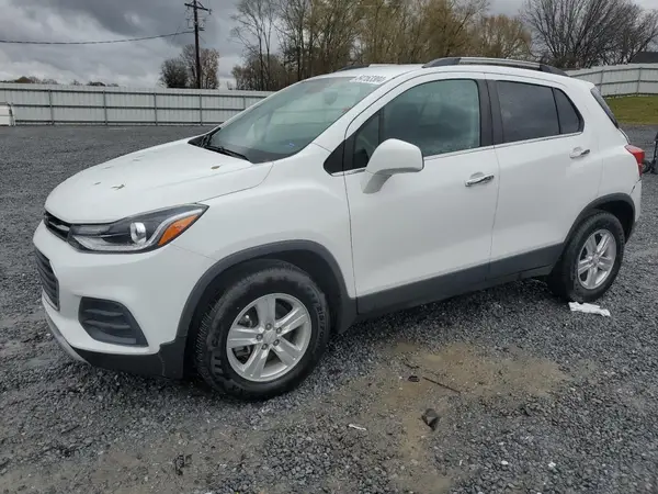 KL7CJPSB3JB612066 2018 CHEVROLET TRAX - Image 1