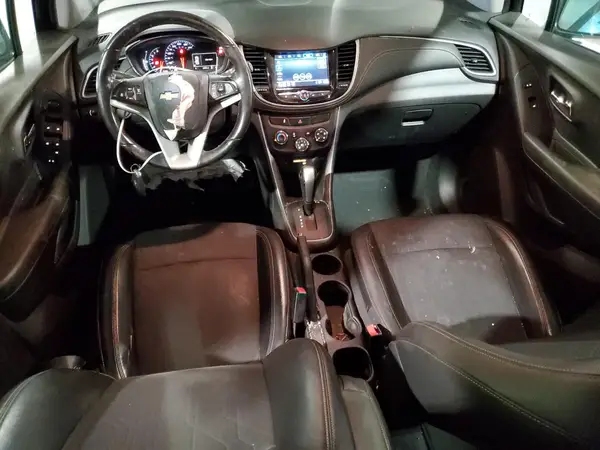 KL7CJPSB3JB619499 2018 CHEVROLET TRAX - Image 8