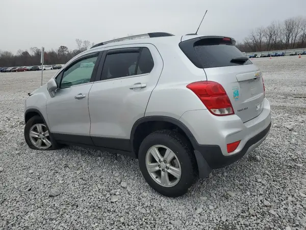 KL7CJPSB3KB776404 2019 CHEVROLET TRAX - Image 2