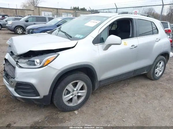 KL7CJPSB3KB781294 2019 CHEVROLET TRAX - Image 2