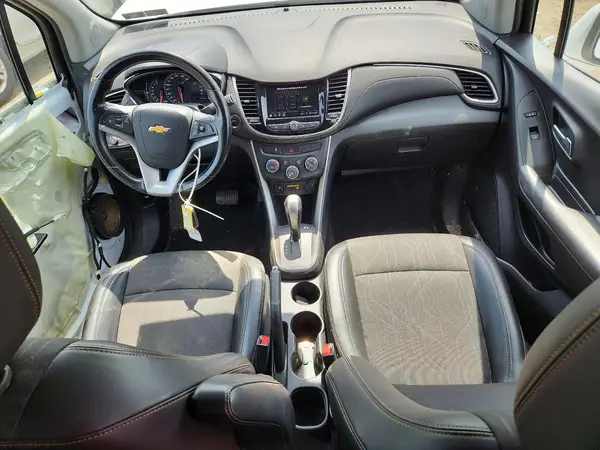 KL7CJPSB3KB831840 2019 CHEVROLET TRAX - Image 8