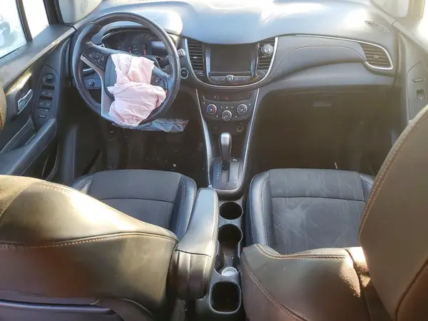 KL7CJPSB3KB861775 2019 CHEVROLET TRAX - Image 8