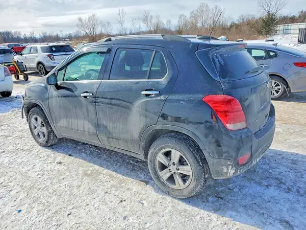 KL7CJPSB3KB868404 2019 CHEVROLET TRAX - Image 2