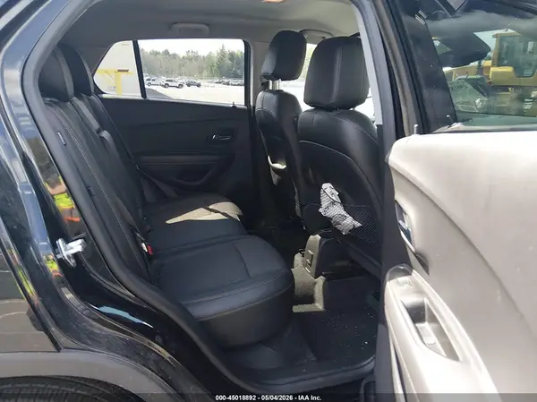 KL7CJPSB3KB869102 2019 CHEVROLET TRAX - Image 8