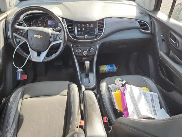 KL7CJPSB3KB870556 2019 CHEVROLET TRAX - Image 8