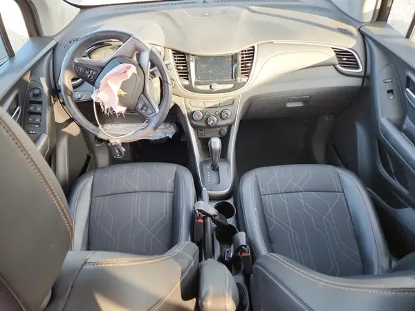 KL7CJPSB3KB879760 2019 CHEVROLET TRAX - Image 8