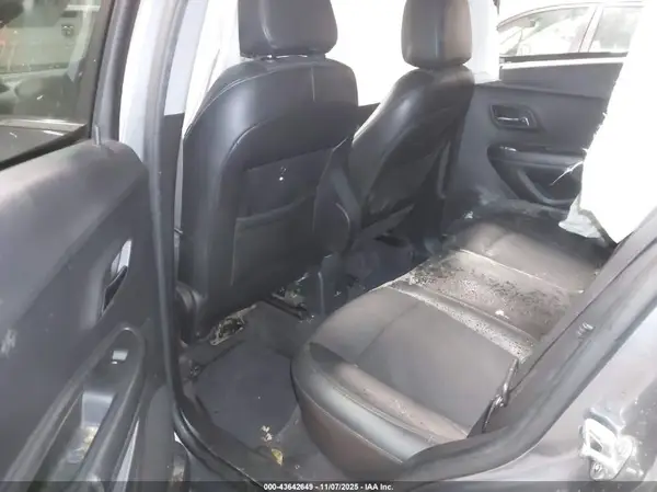 KL7CJPSB3KB894338 2019 CHEVROLET TRAX - Image 8