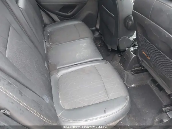 KL7CJPSB3KB904575 2019 CHEVROLET TRAX - Image 8