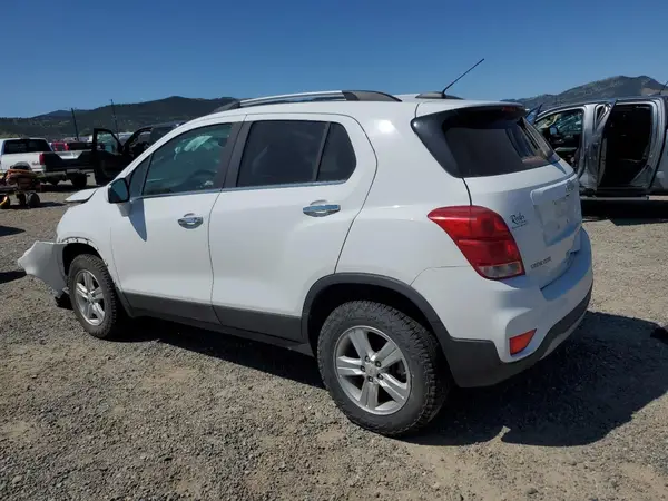 KL7CJPSB3KB905712 2019 CHEVROLET TRAX - Image 2