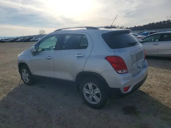 KL7CJPSB3KB913826 2019 CHEVROLET TRAX - Image 2