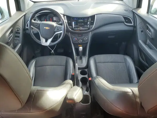 KL7CJPSB3KB913826 2019 CHEVROLET TRAX - Image 8