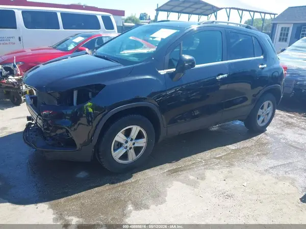 KL7CJPSB3KB925829 2019 CHEVROLET TRAX - Image 2
