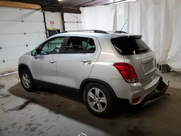 KL7CJPSB3KB926219 2019 CHEVROLET TRAX - Image 2