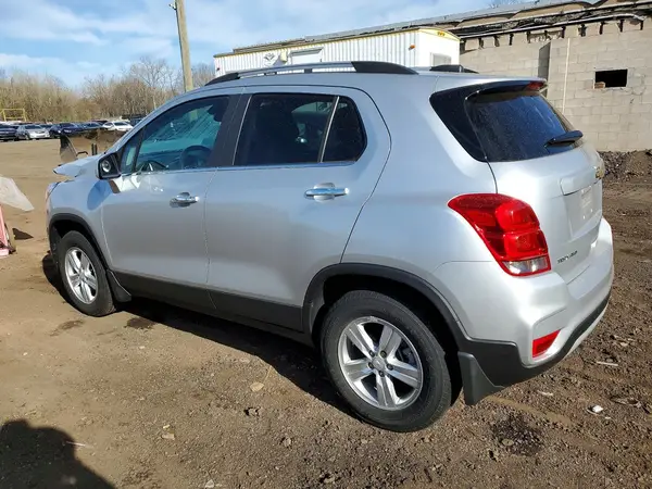 KL7CJPSB3KB926897 2019 CHEVROLET TRAX - Image 2
