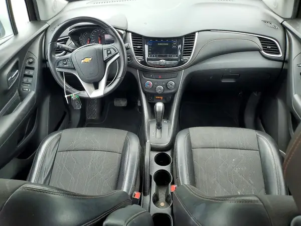 KL7CJPSB3KB927757 2019 CHEVROLET TRAX - Image 8