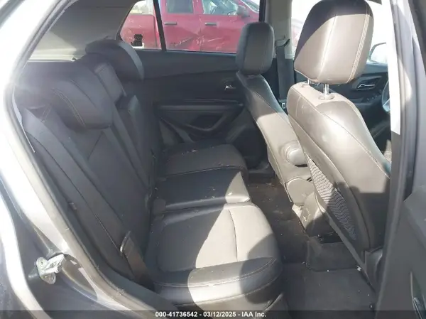 KL7CJPSB3KB933879 2019 CHEVROLET TRAX - Image 8
