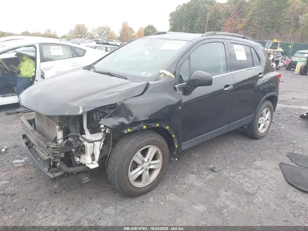 KL7CJPSB3KB948401 2019 CHEVROLET TRAX - Image 2