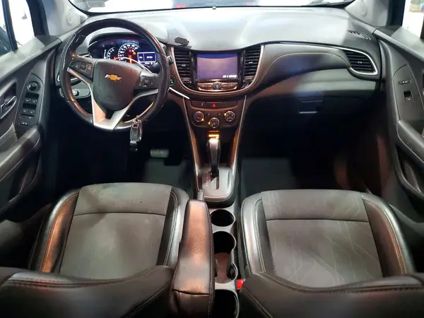 KL7CJPSB3LB004325 2020 CHEVROLET TRAX - Image 8
