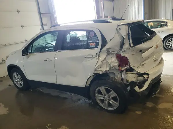 KL7CJPSB3LB006916 2020 CHEVROLET TRAX - Image 2