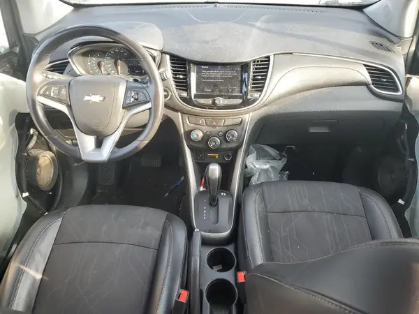 KL7CJPSB3LB033999 2020 CHEVROLET TRAX - Image 8