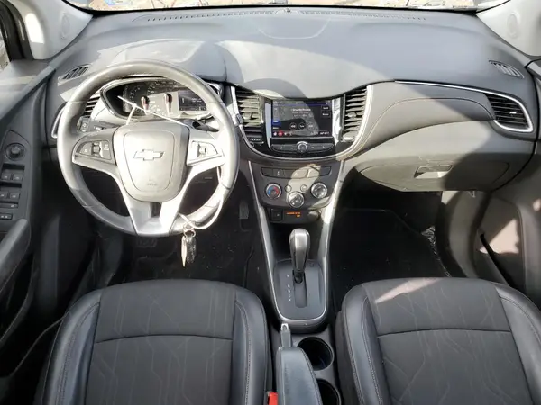 KL7CJPSB3LB035722 2020 CHEVROLET TRAX - Image 8