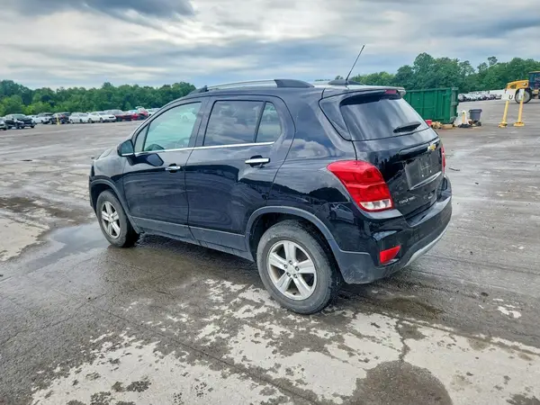 KL7CJPSB3LB073435 2020 CHEVROLET TRAX - Image 2