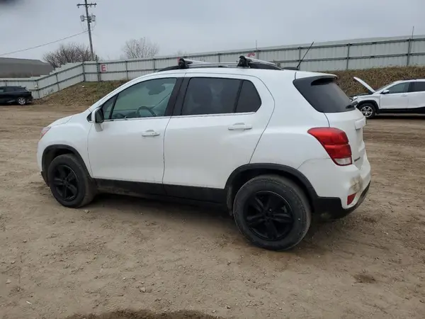 KL7CJPSB3LB312773 2020 CHEVROLET TRAX - Image 2