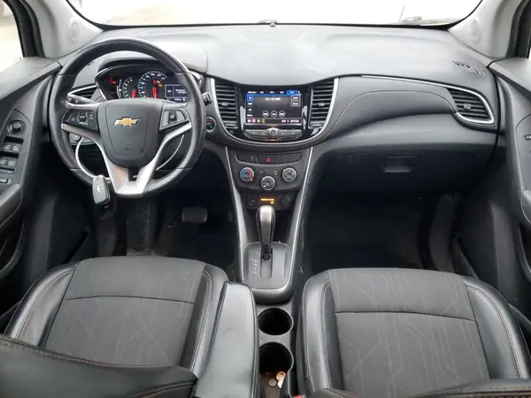 KL7CJPSB3LB312773 2020 CHEVROLET TRAX - Image 8