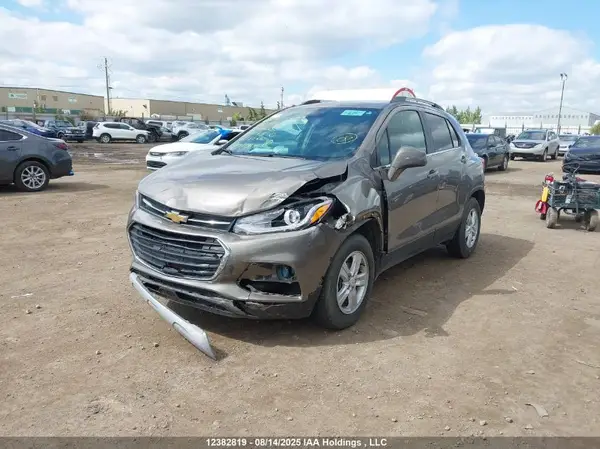KL7CJPSB3LB327418 2020 CHEVROLET TRAX - Image 2