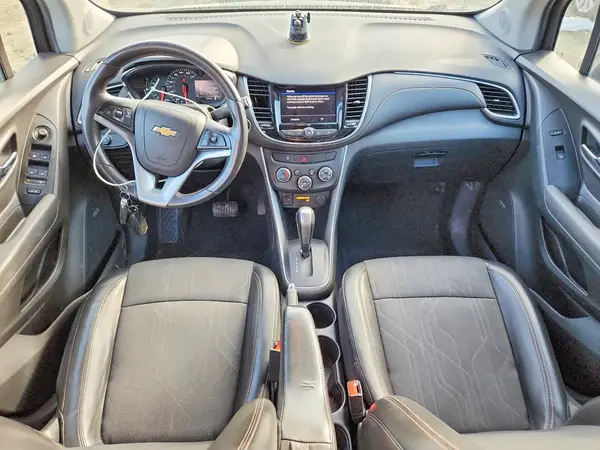 KL7CJPSB3LB328603 2020 CHEVROLET TRAX - Image 8