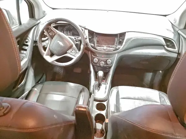 KL7CJPSB3LB339858 2020 CHEVROLET TRAX - Image 8