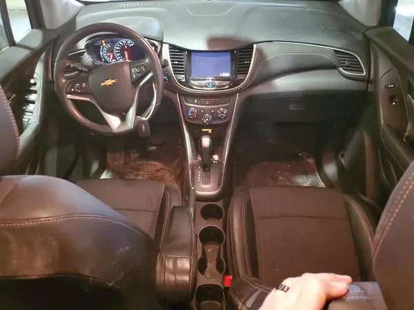 KL7CJPSB3LB349483 2020 CHEVROLET TRAX - Image 8