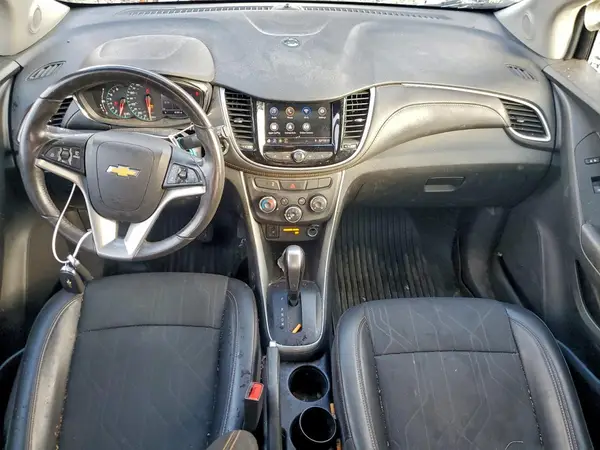 KL7CJPSB3LB353517 2020 CHEVROLET TRAX - Image 8