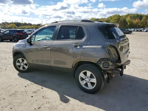 KL7CJPSB3MB325489 2021 CHEVROLET TRAX - Image 2