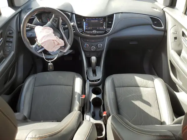 KL7CJPSB3MB352191 2021 CHEVROLET TRAX - Image 8